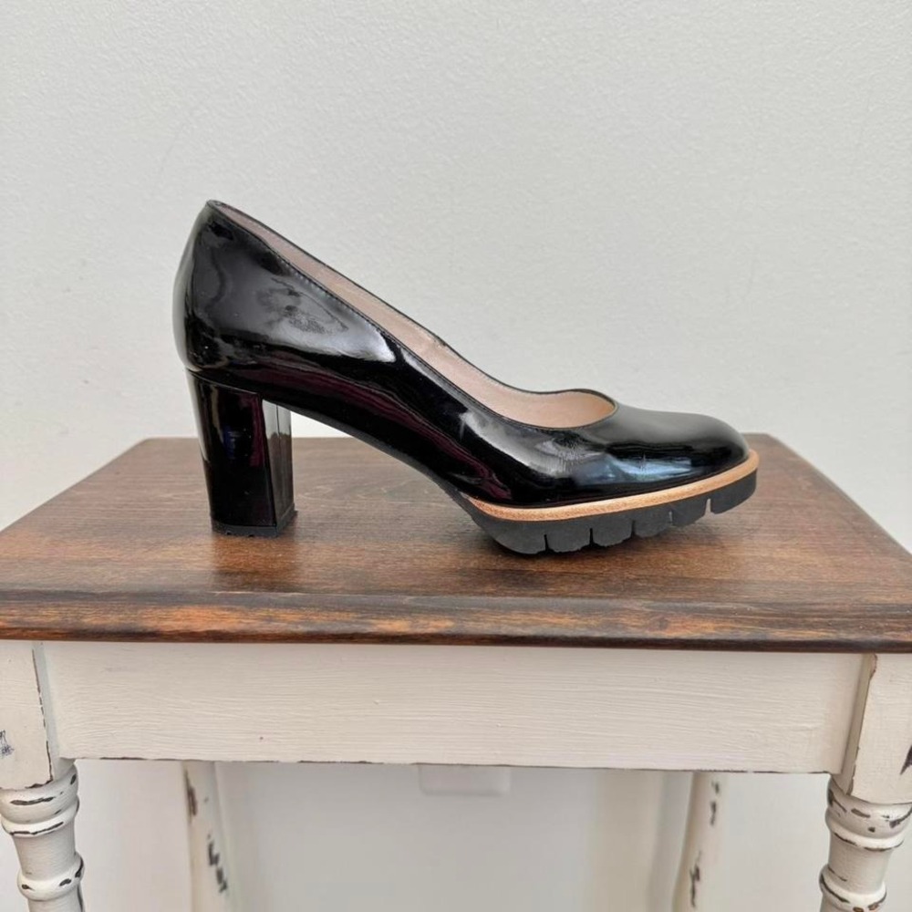 GADEA by Lodi Black Patent Leather Heel size 39.5 / US 8.5